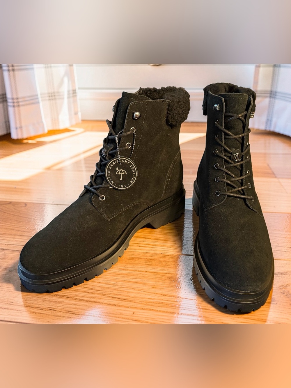 Lauren Ralph Lauren NWT Sz 9.5 Black Suede Lace-Up Boot Shearling Collar SH488
